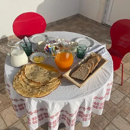 E Vjeter Vendégház Tropoja