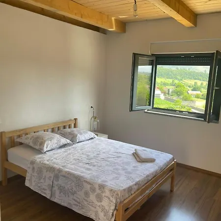 E Vjeter Guest house *